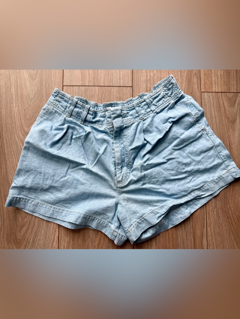 Light Blue Women's High-Rise Elastic Waist Jean Shorts